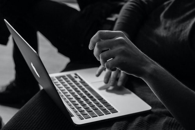 How Far Do Your Fingers Travel When Typing?